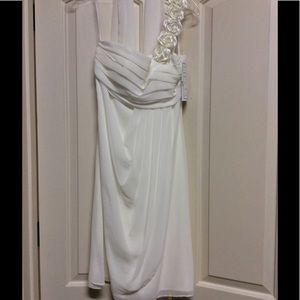 One shoulder offwhite bridal/prom dress
