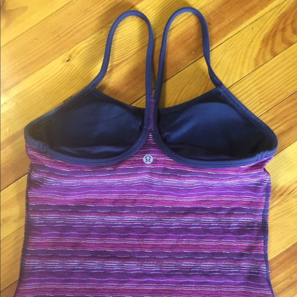 Lululemon Power Y tank with built-in shelf bra - Picture 2 of 2