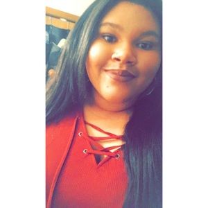 Meet your Posher, Ysedria