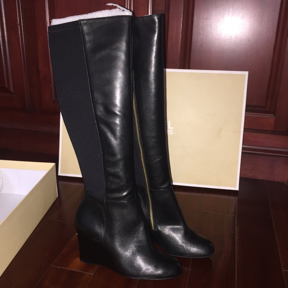 Brand new Michael Kors leather wedge boots -SZ 6.5