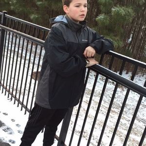 Meet your Posher, Cole