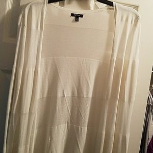 White Apt 9 Cardigan size medium