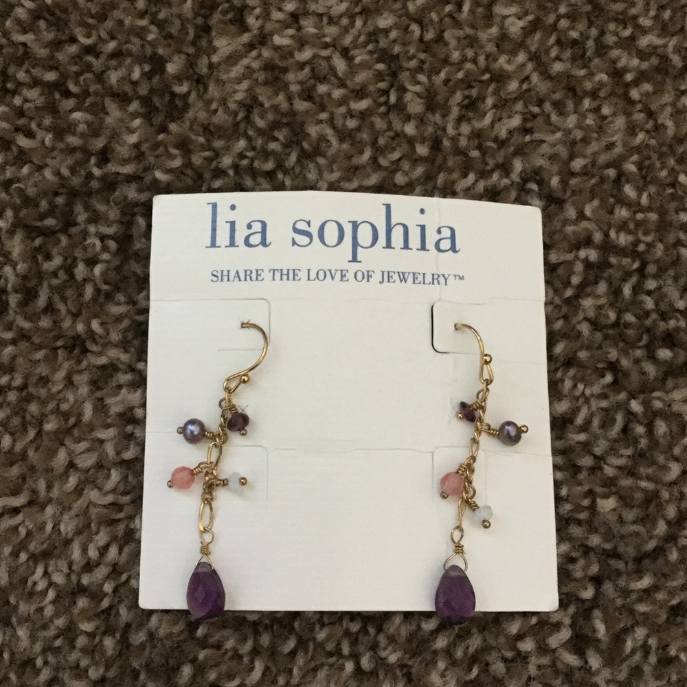 Drop earrings ( lia Sophia) NWT