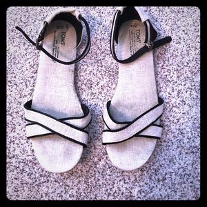 TOMS Sandals