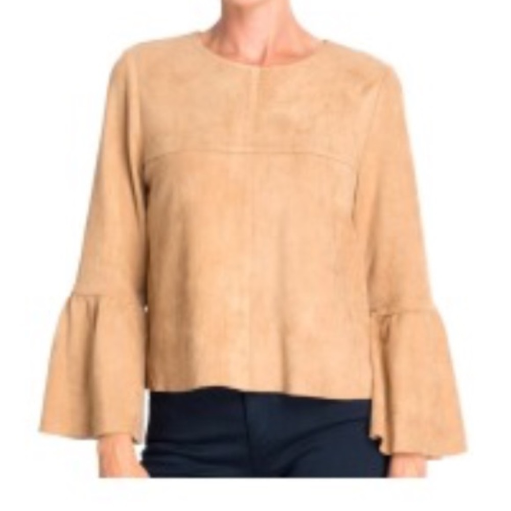 Do+Be Suede Top with flare sleeve