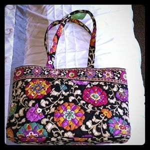 Flower printed medium Vera Bradley bag