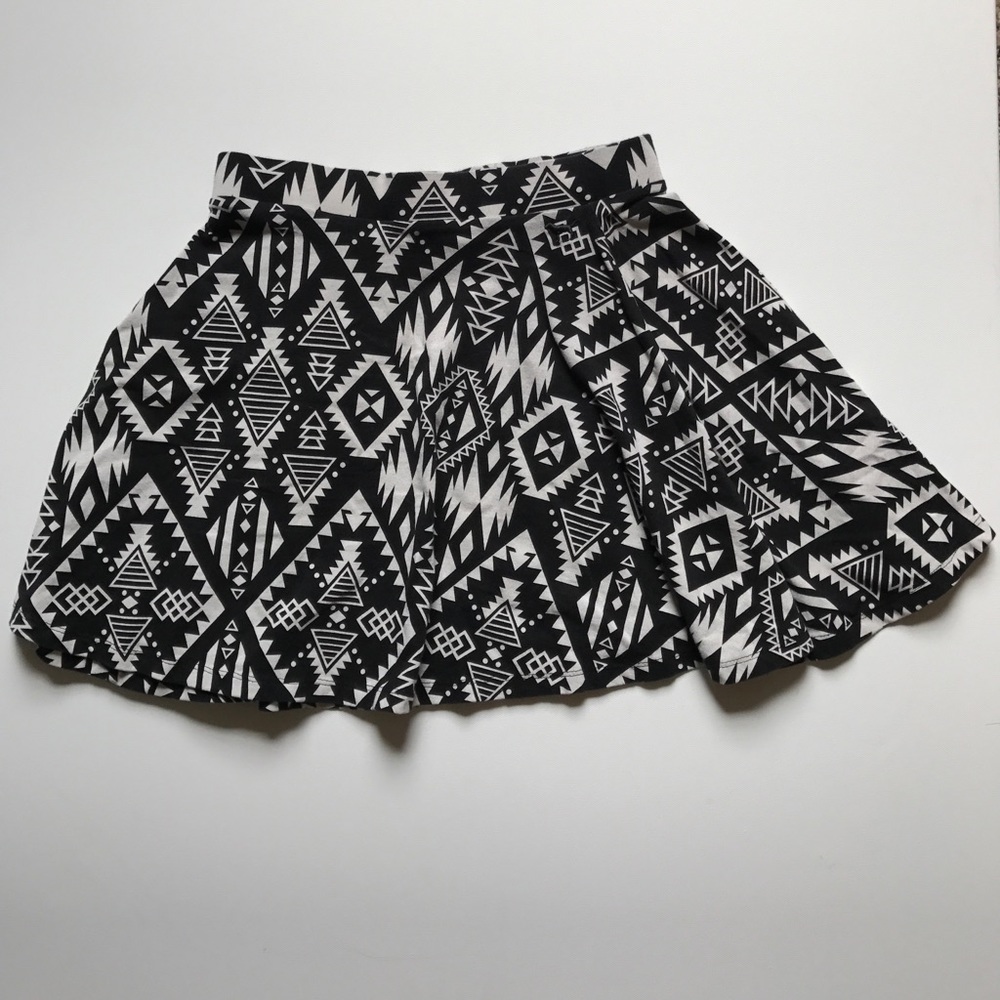 Aztec skirt VS Pink