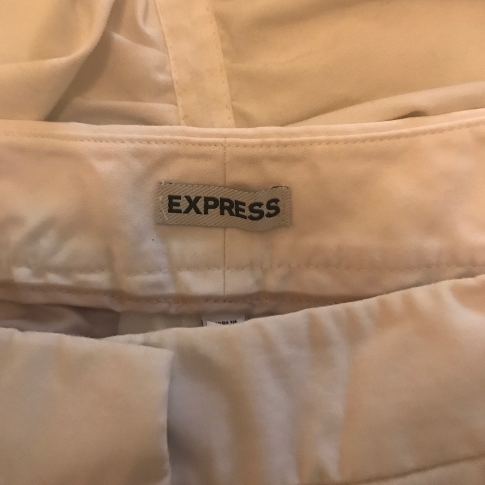 Shorts - Picture 2 of 4