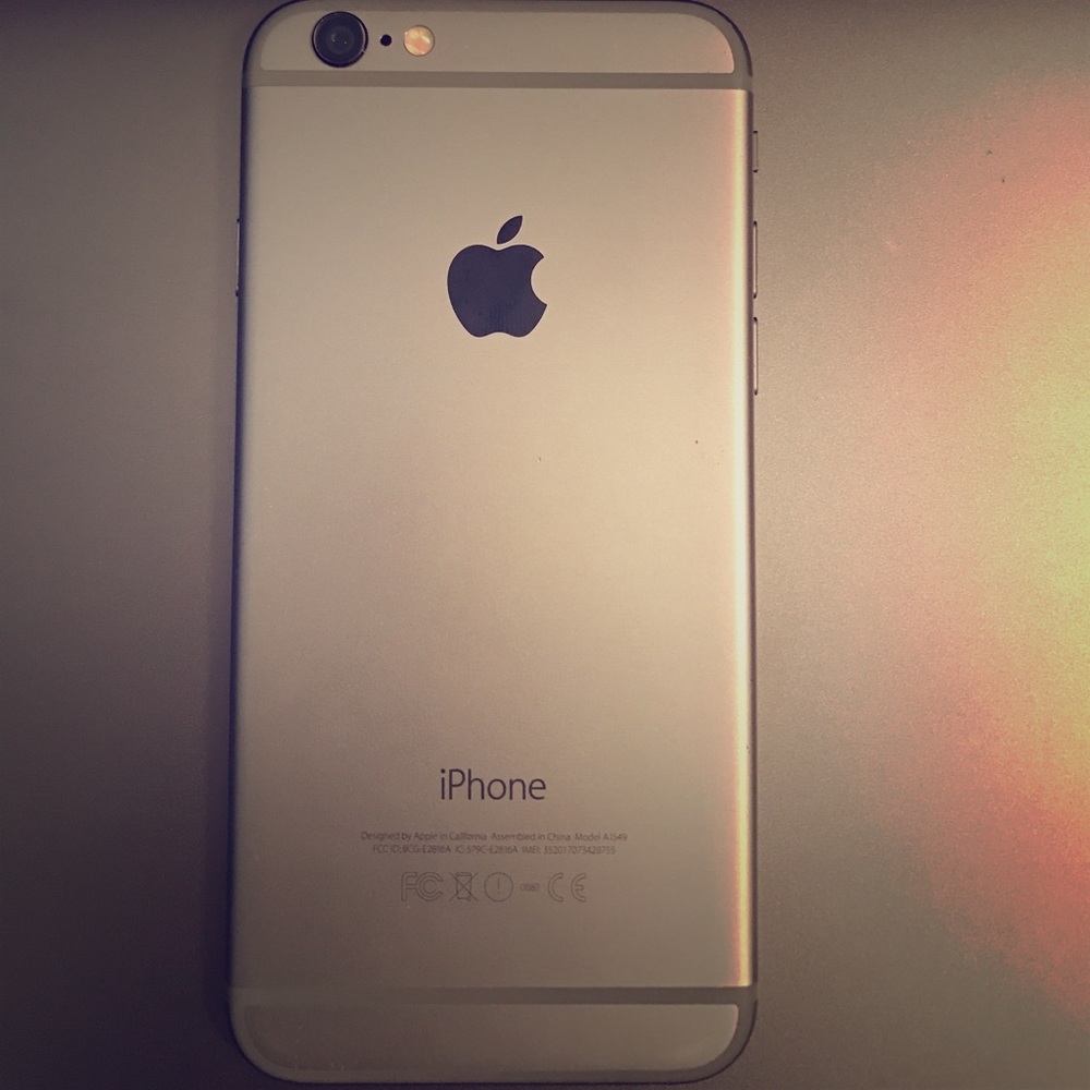*SOLD* iPhone 6