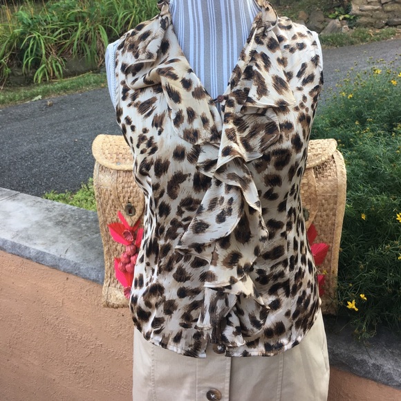 Animal print top size Sunny 😎Leigh - Picture 2 of 4