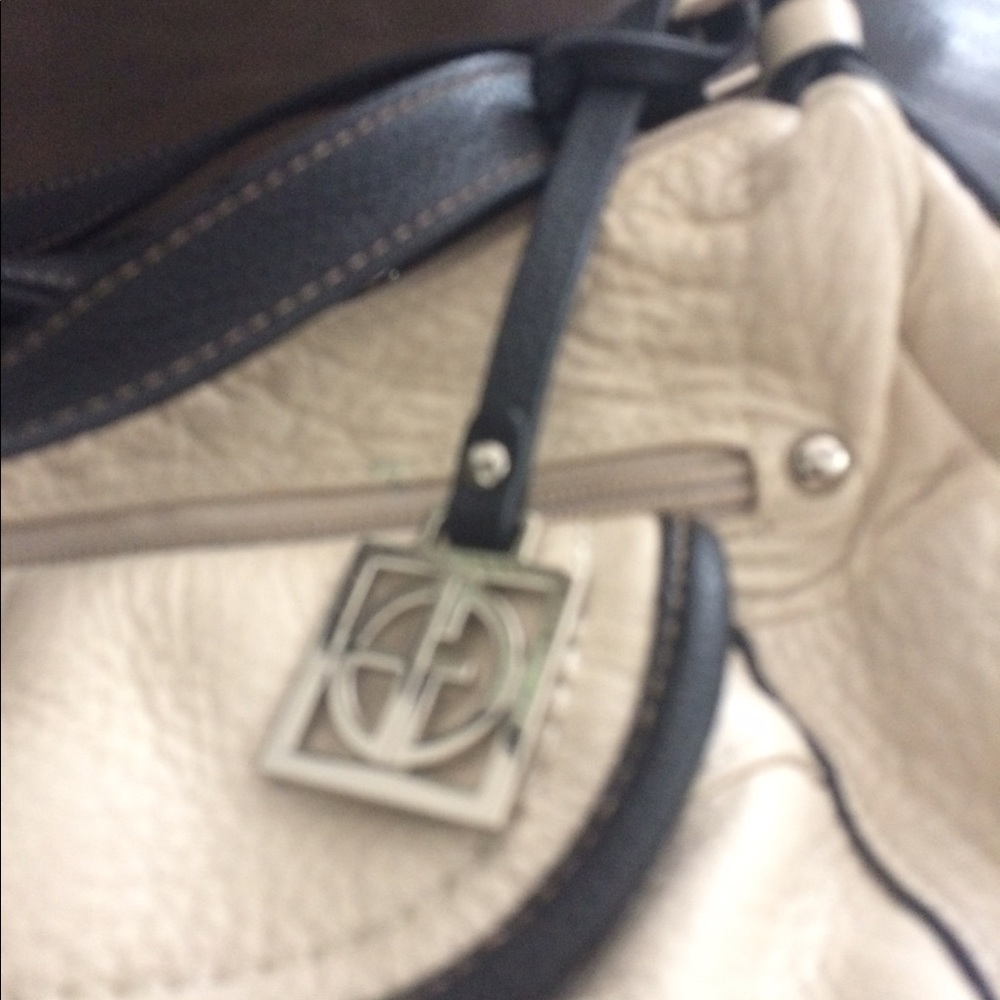Purse - Picture 3 of 4