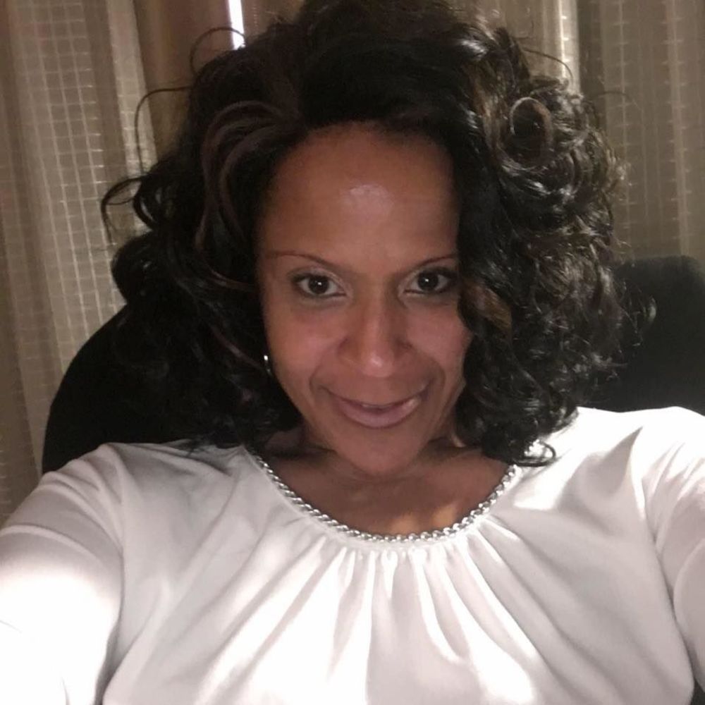 Meet your Posher, Joy