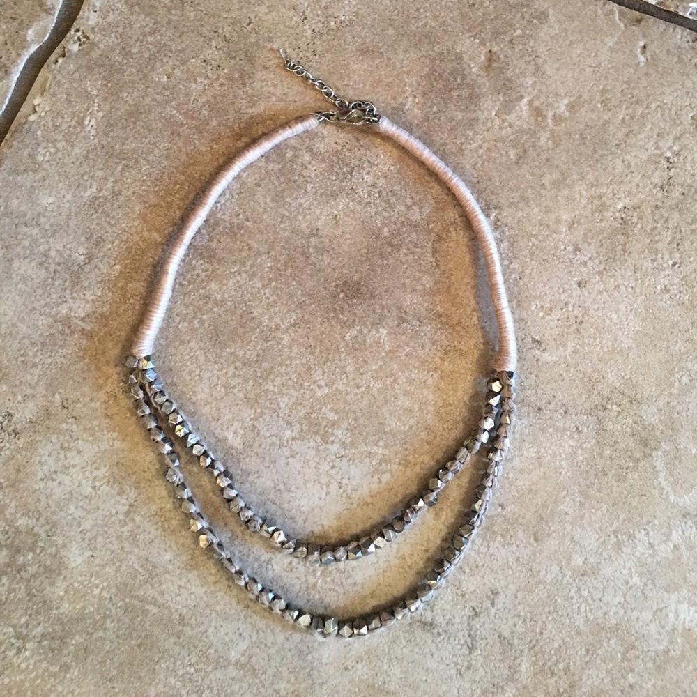 Urban outfitters necklace🦄