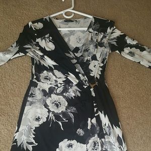 Apt 9 wrap floral dress