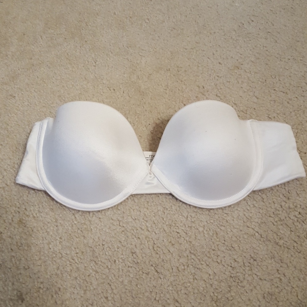 White strapless push up bra maidenform
