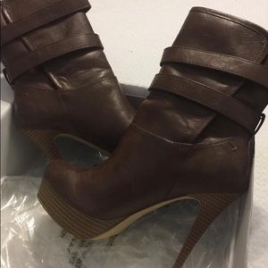 Size 6 high heeled Call It Spring boots