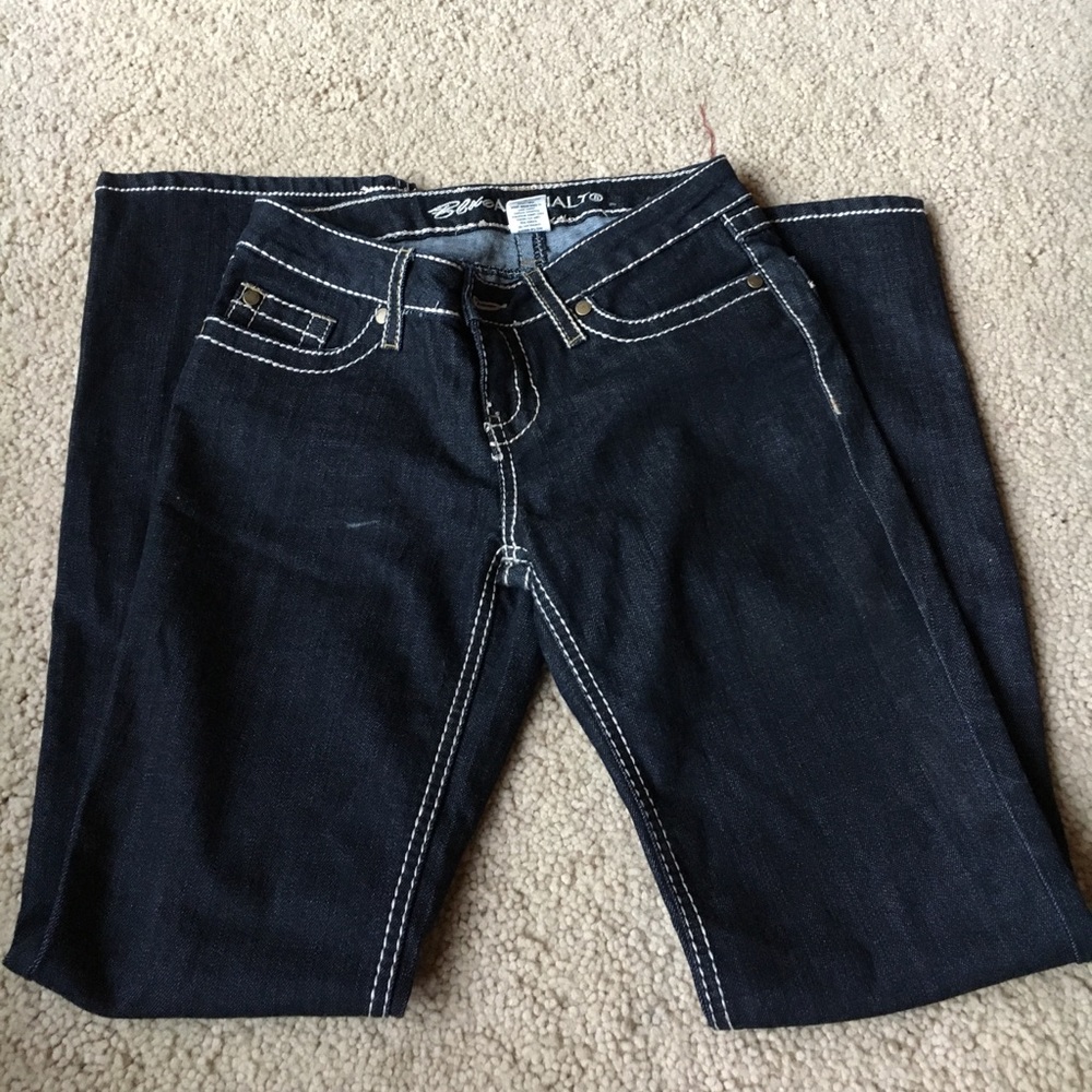 Dark Blue Jeans - Picture 2 of 5