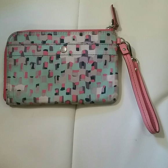 Fossil keyper wristlet - Picture 2 of 5