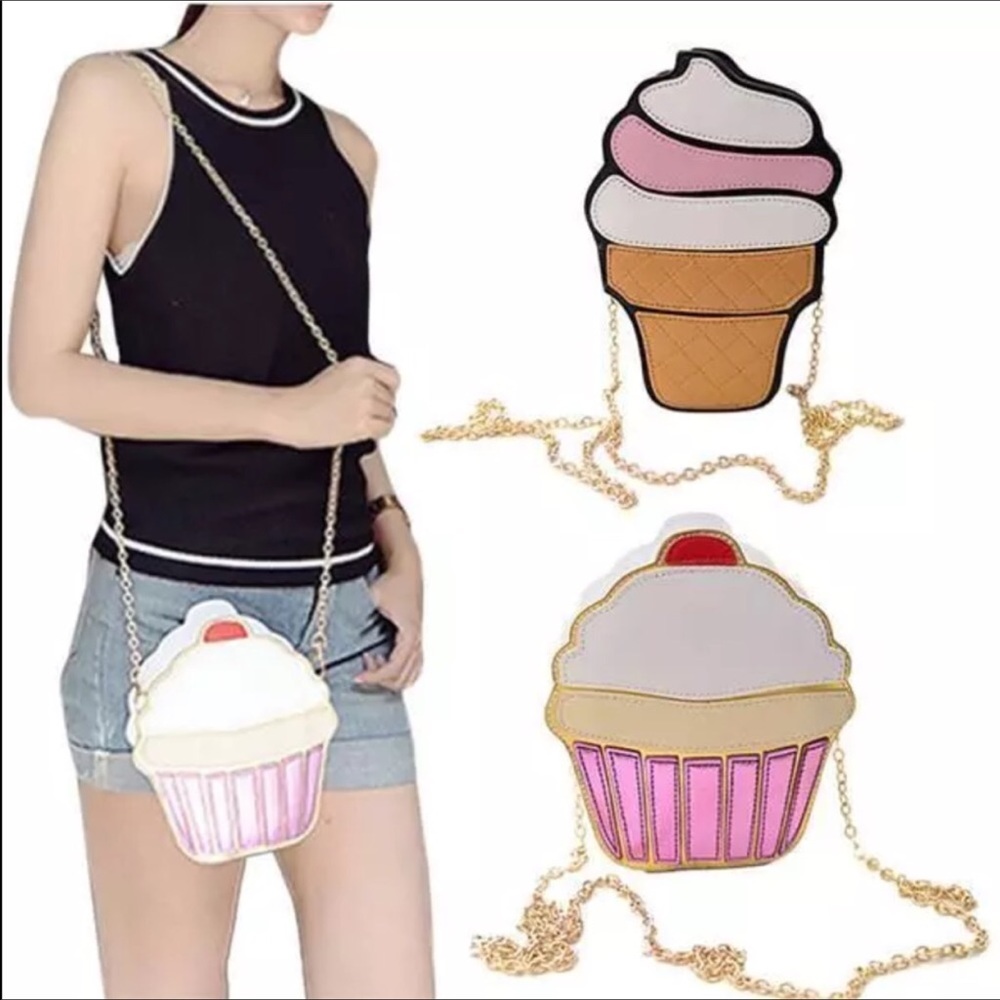 Adorable Cupcake Crossbody purse NEW in bag