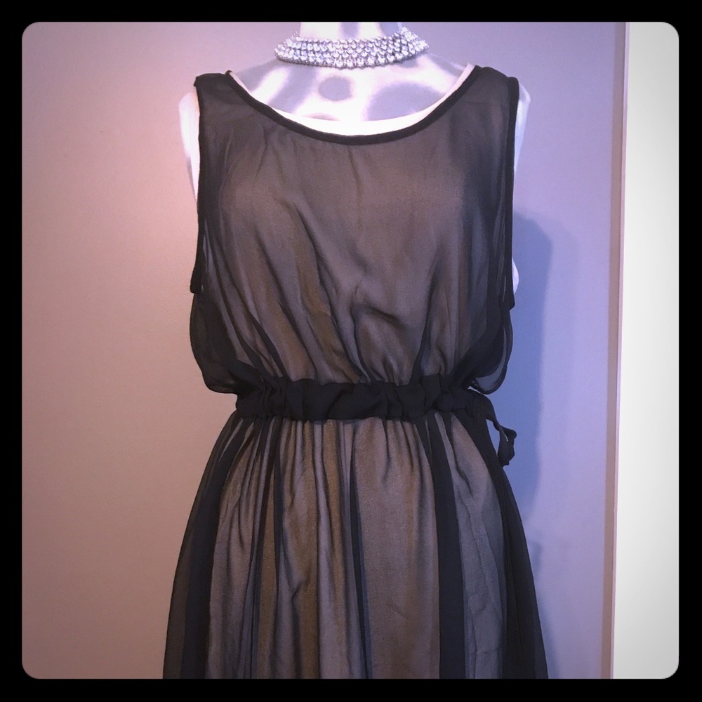 Vera Wang Nude & Black Dress, Size XL