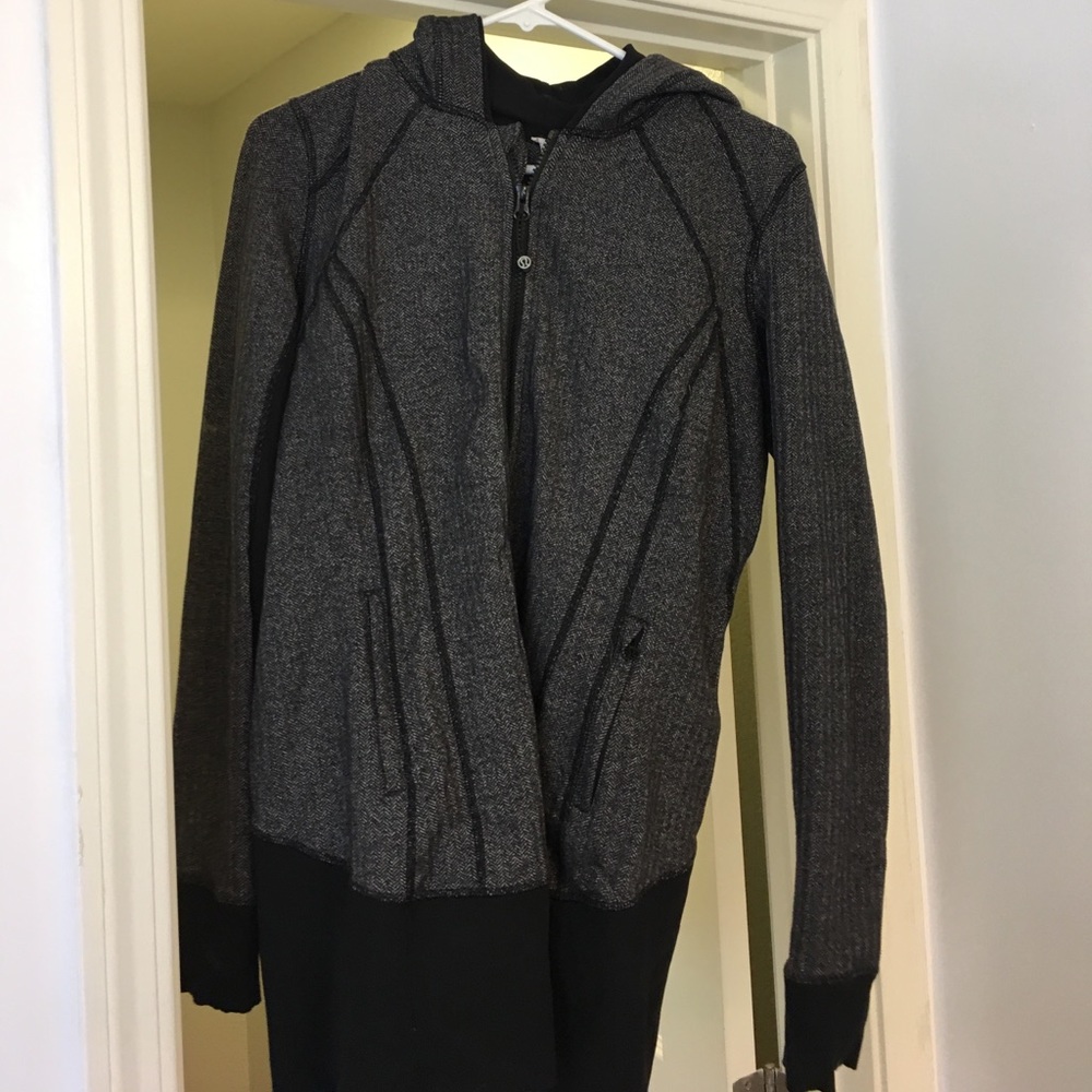 Lululemon gray herringbone daily practice jacket