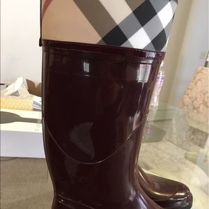 Burberry rain boots