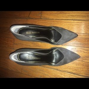 Enzo Angiolini Gray Suede Pumps