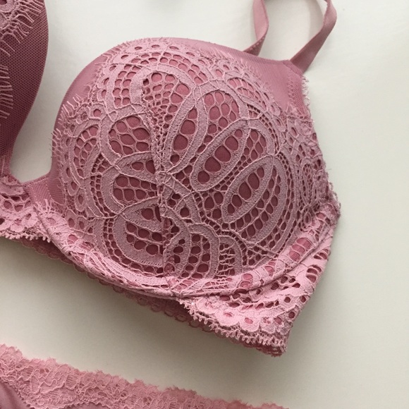 💗VS Dream Angel push-up bra & panty💗 - Picture 2 of 6