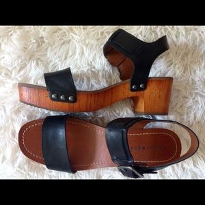 Lucky Brand Platform Sandal
