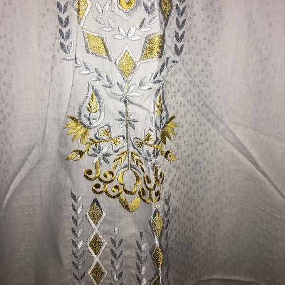 Tag Embroidered Pullover Long Global Outfit - Picture 3 of 3