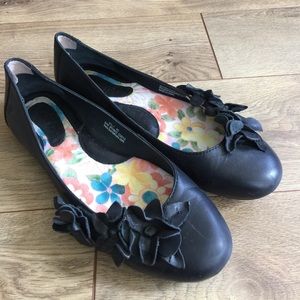 Born flats black size 8 1/2