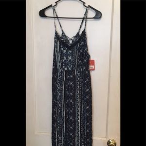 Blue print maxi dress with tie up detail on back