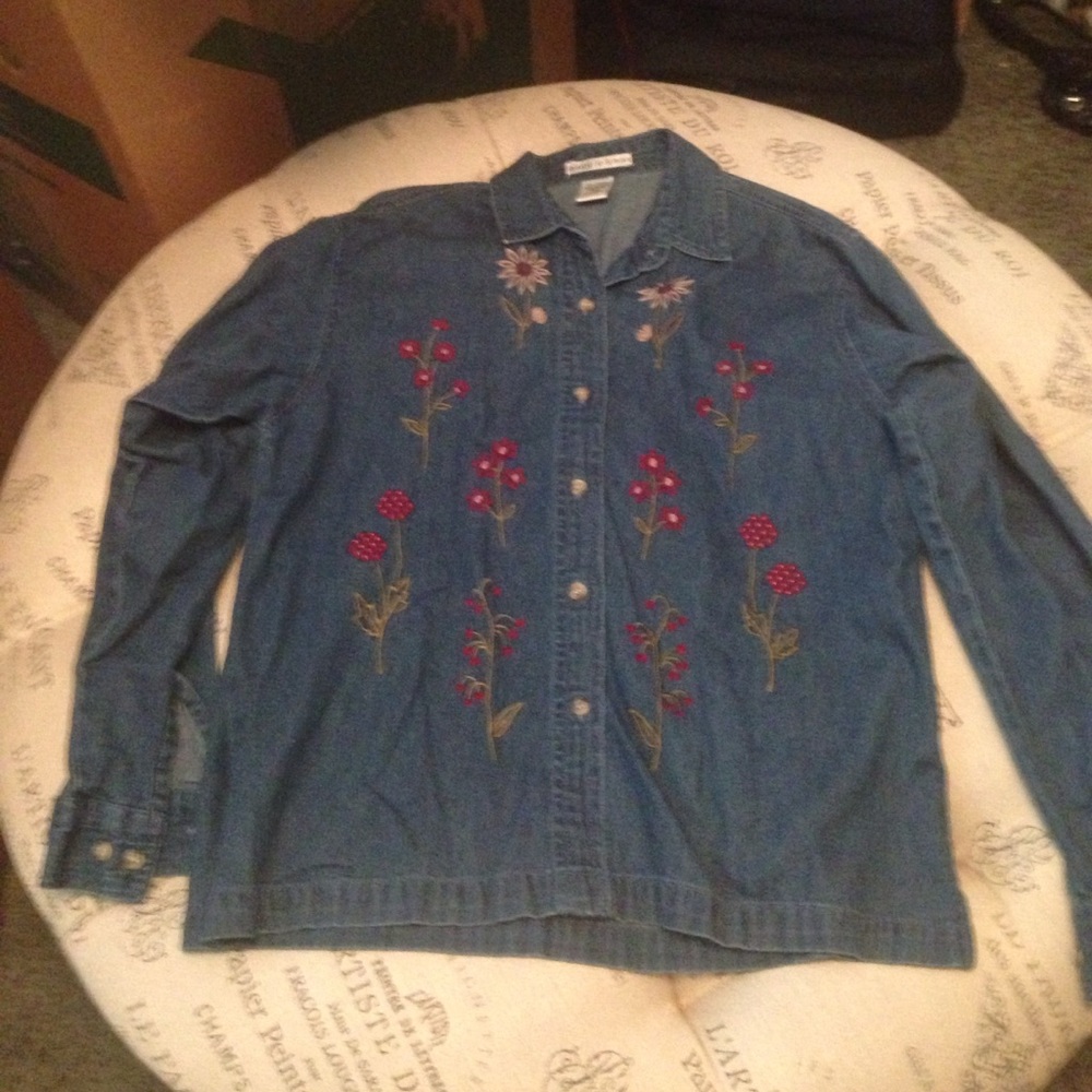 Maggie & Max denim shirt size PM
