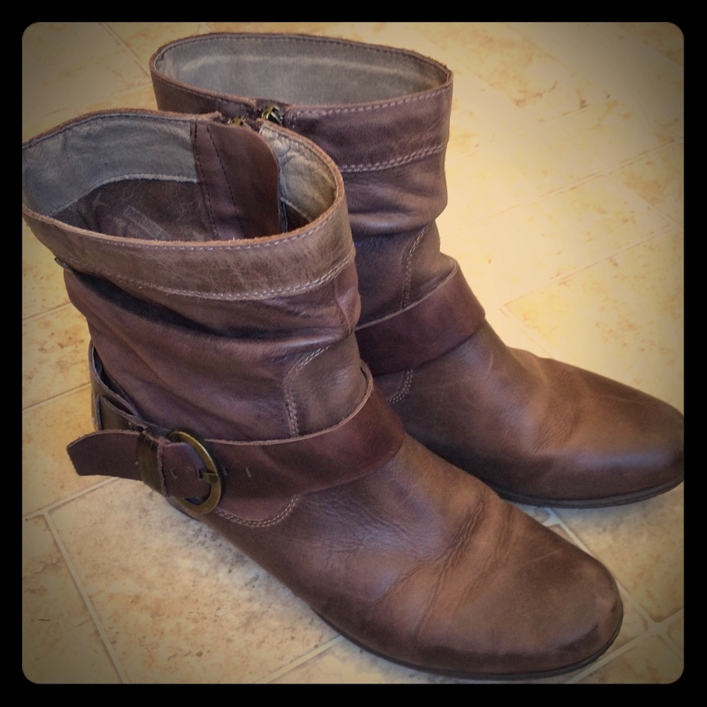 Pikolinos Brujas leather ankle boots