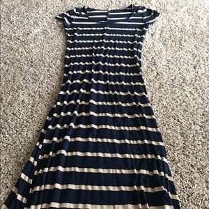 Long maxi stripped dress