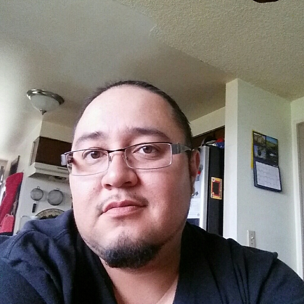 Meet your Posher, Derrick