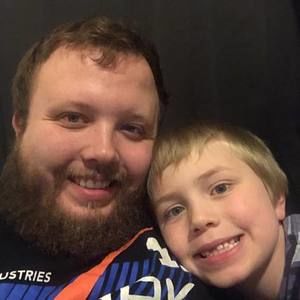 Meet your Posher, Zachrey