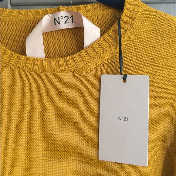 NWT N 21 Maryion Sweater w/ Matching Tank - Picture 6 of 8