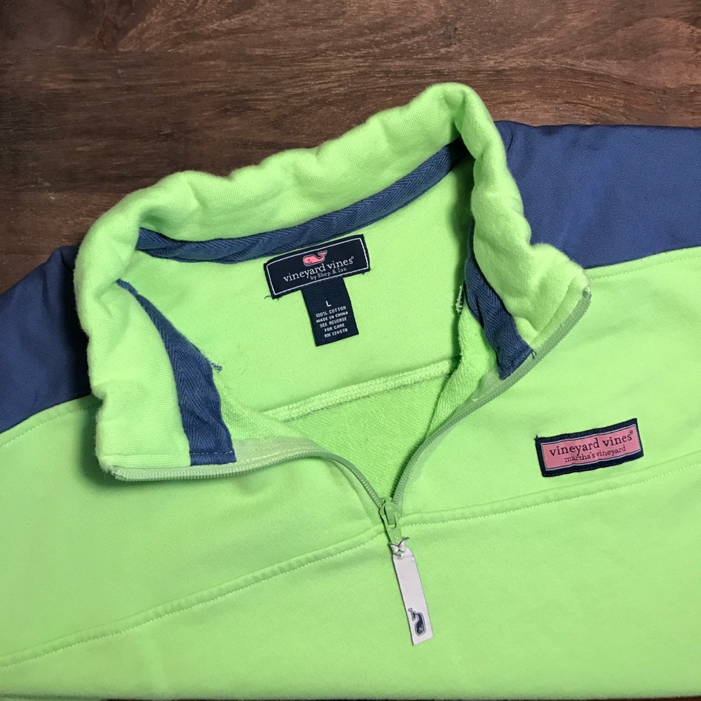 Vineyard Vines Vintage Print Shep Shirt - Picture 3 of 3