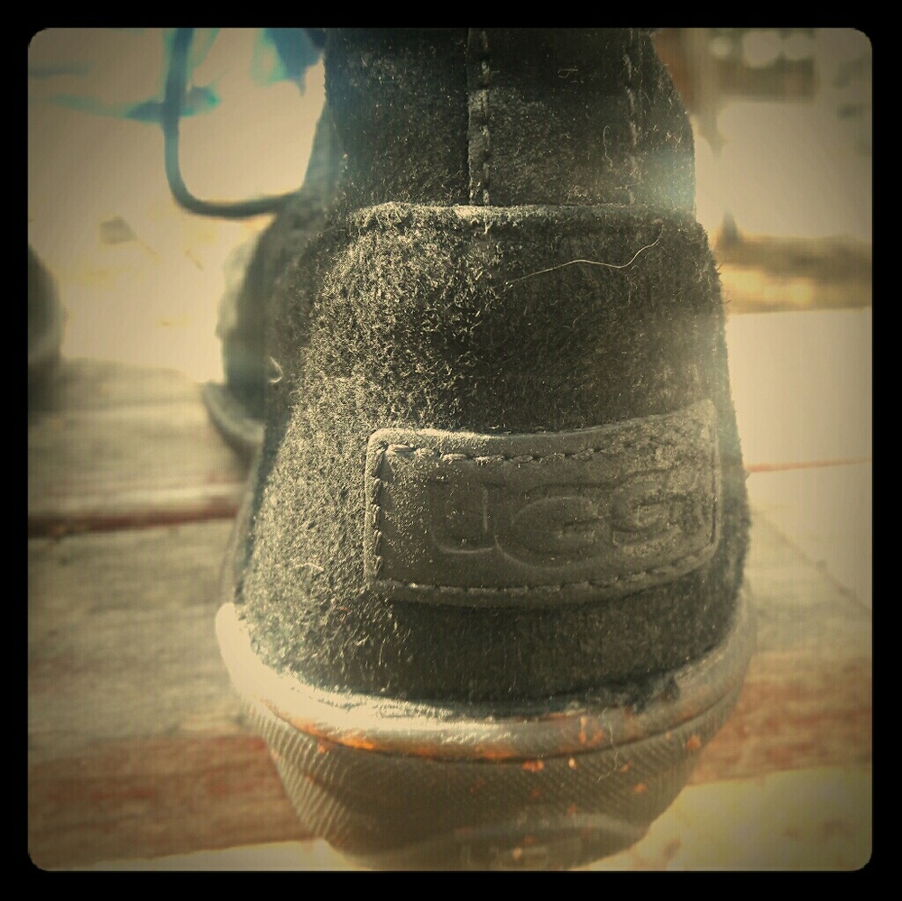 Ugg boots size 6 - Picture 3 of 5