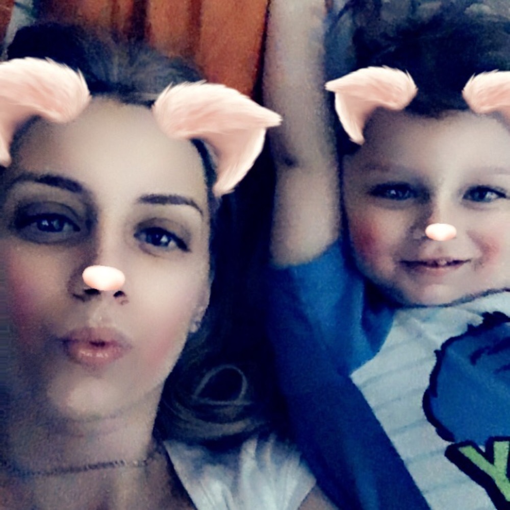 Meet your Posher, Danielle