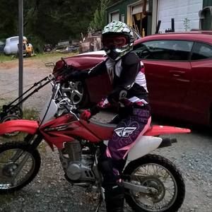 Meet your Posher, Dina