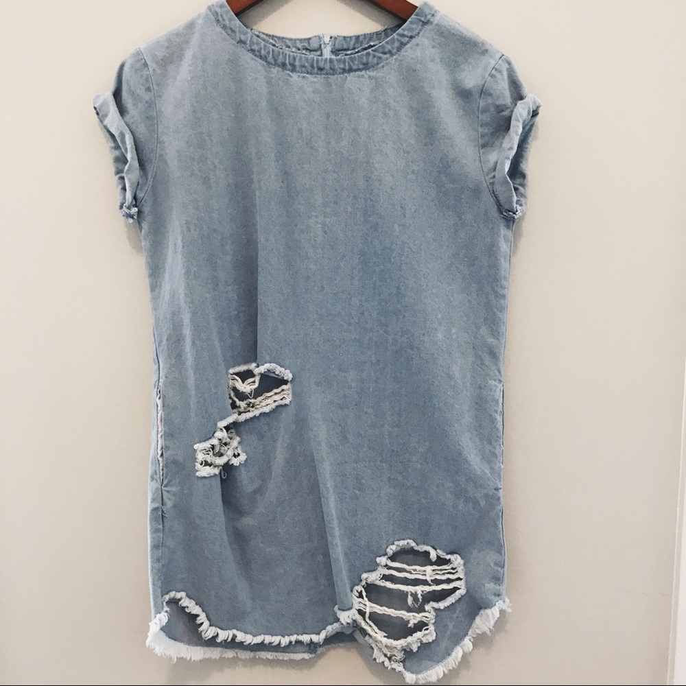 Trendy torn denim shirt!