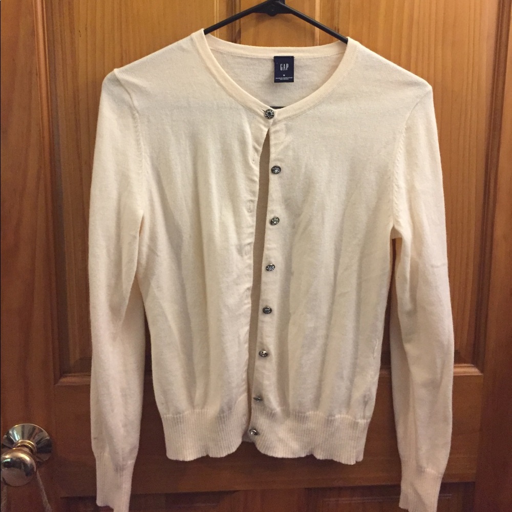 Cream Gap Cardigan