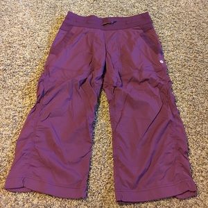 Lululemon capris