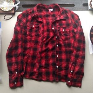 H&M Divided Red Plaid Flannel Button-up