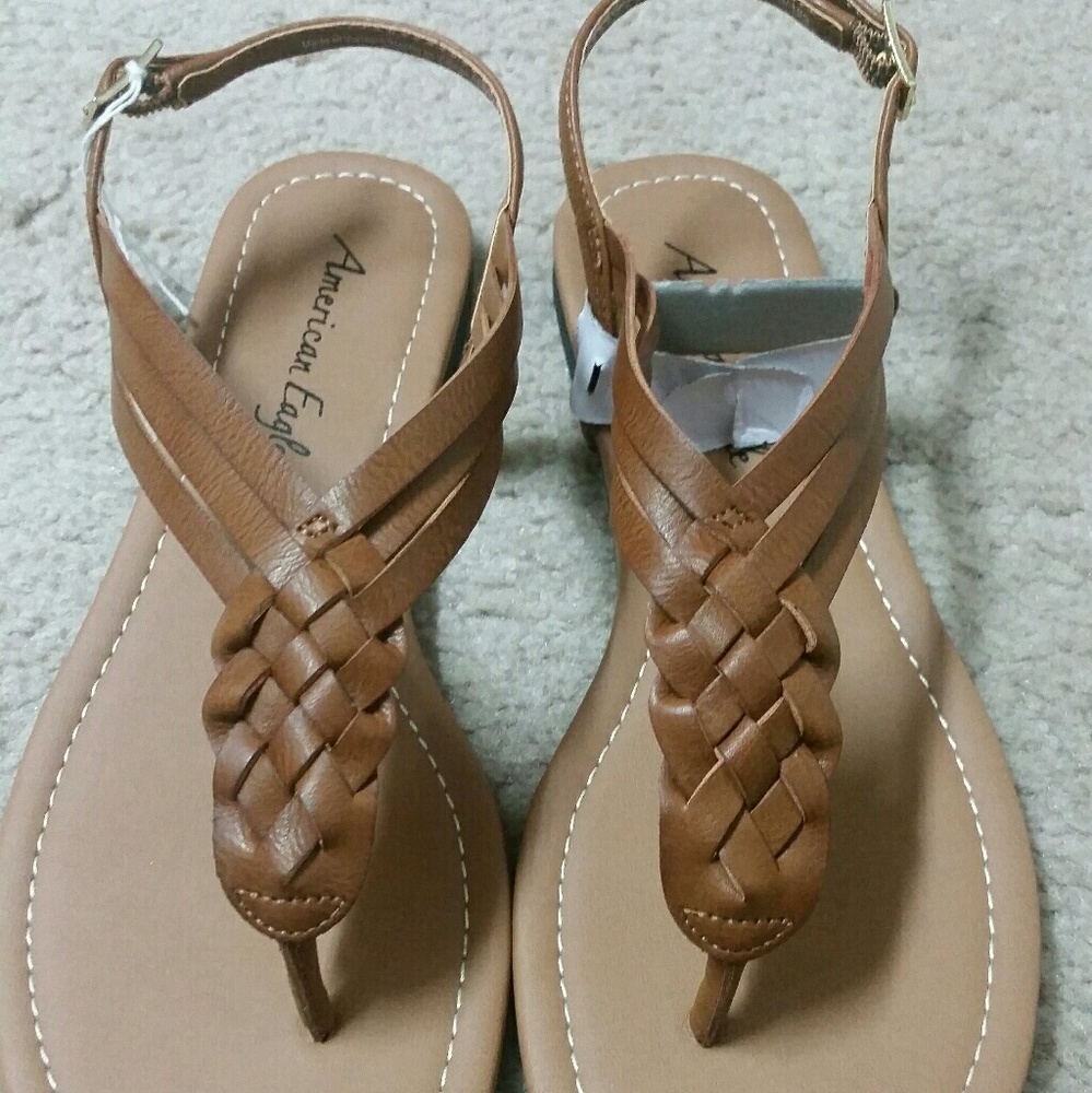 American Eagle sandal