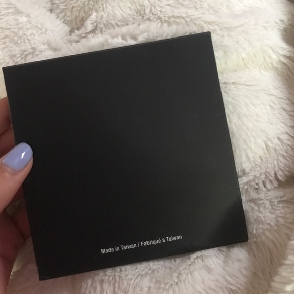 NYX empty z-palette! - Picture 3 of 4