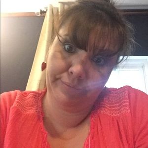 Meet your Posher, Shelly