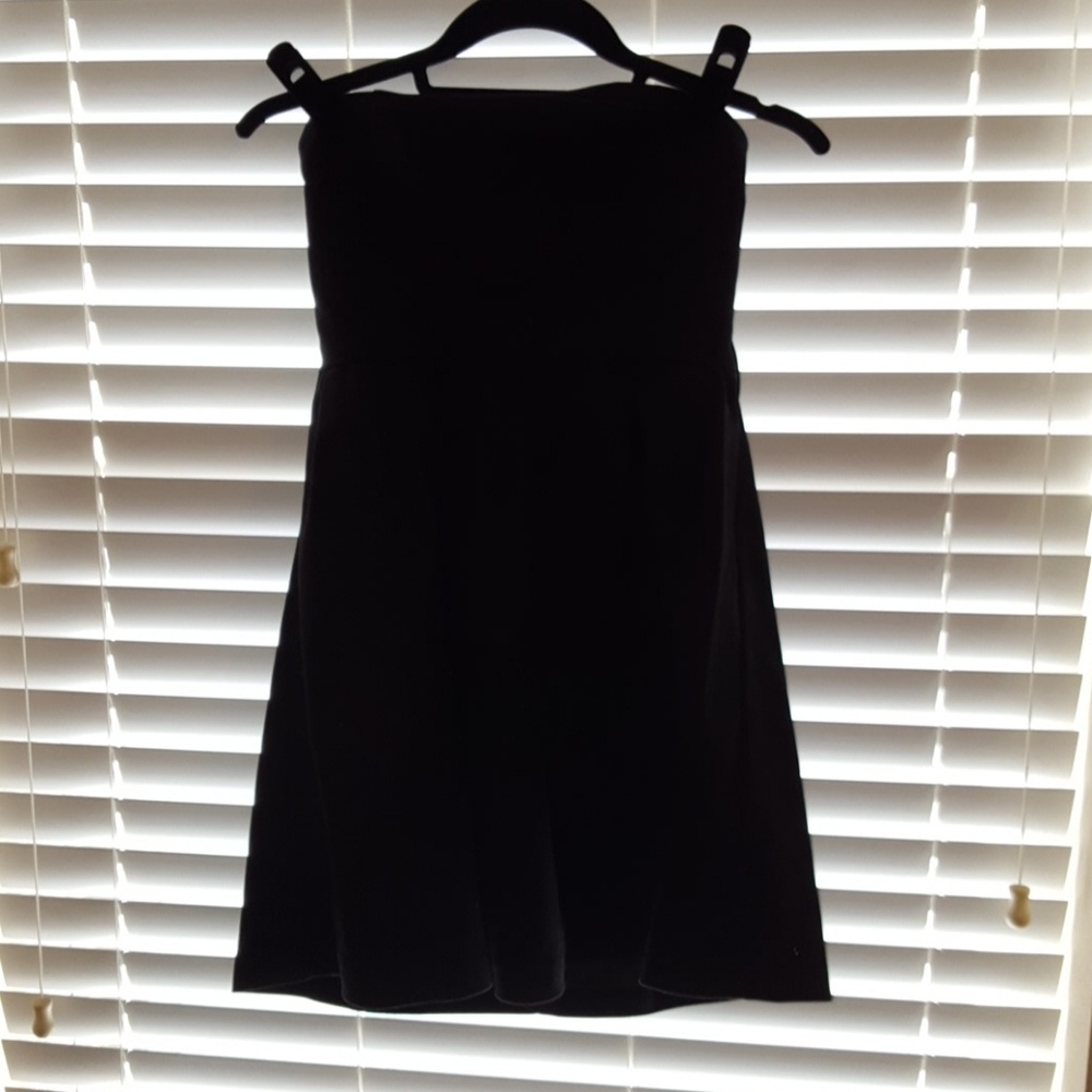 Black strapless dress